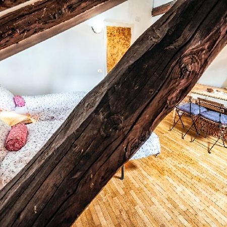 Loft Overlooking The Old Town . 费尔特雷 外观 照片